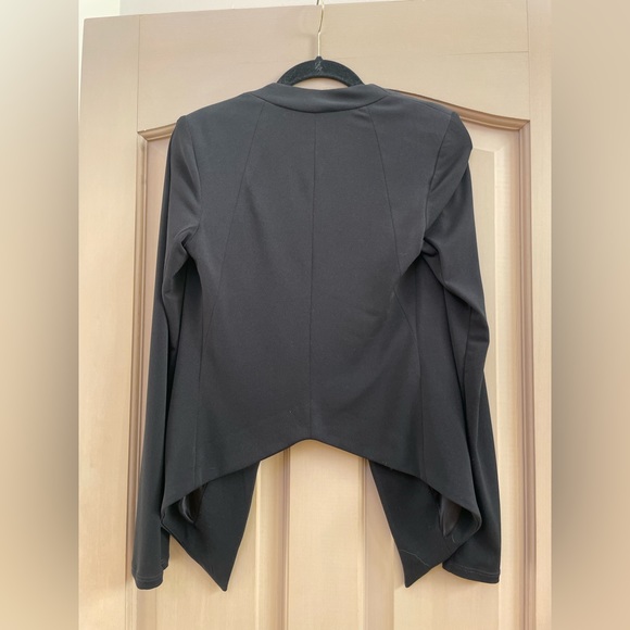 BCBG Generation Black Blazer - Picture 4 of 5